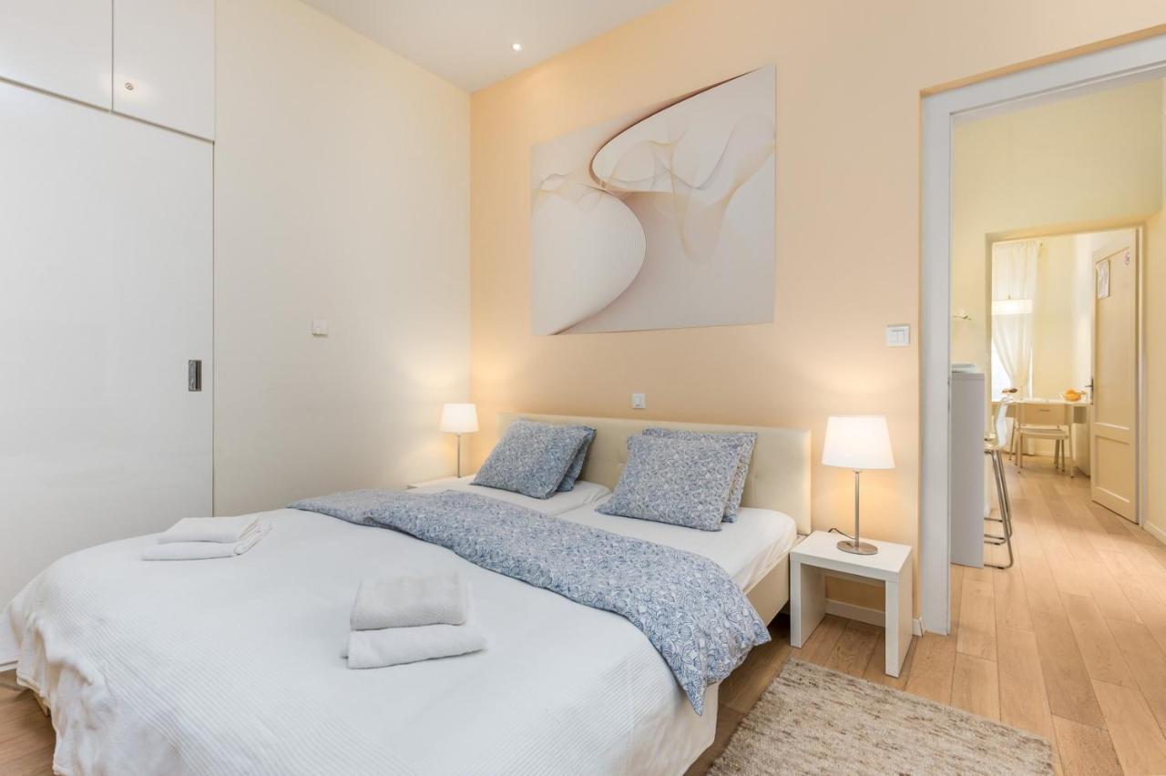 Apartment Rona Opatija Superior מראה חיצוני תמונה