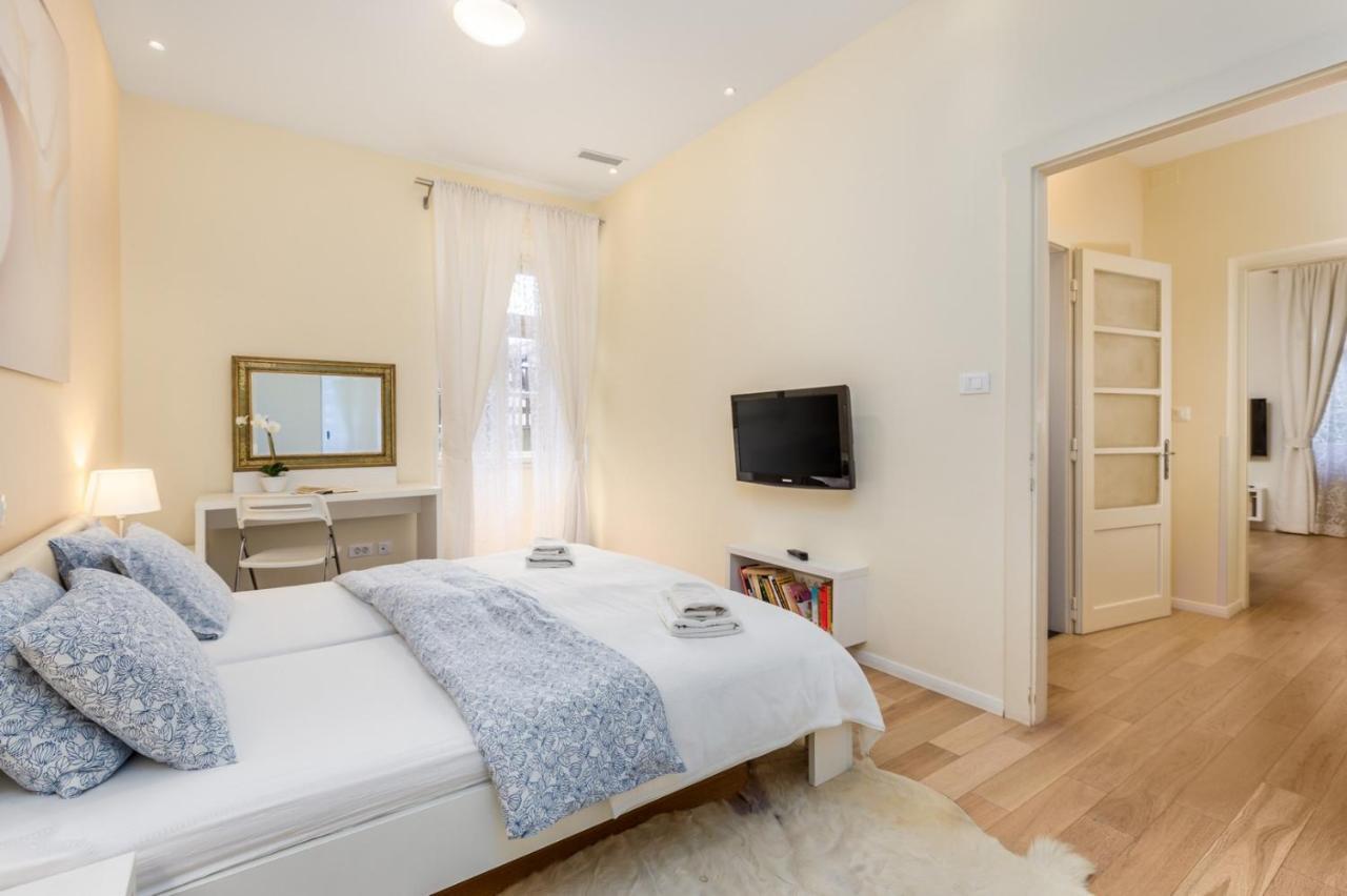 Apartment Rona Opatija Superior מראה חיצוני תמונה